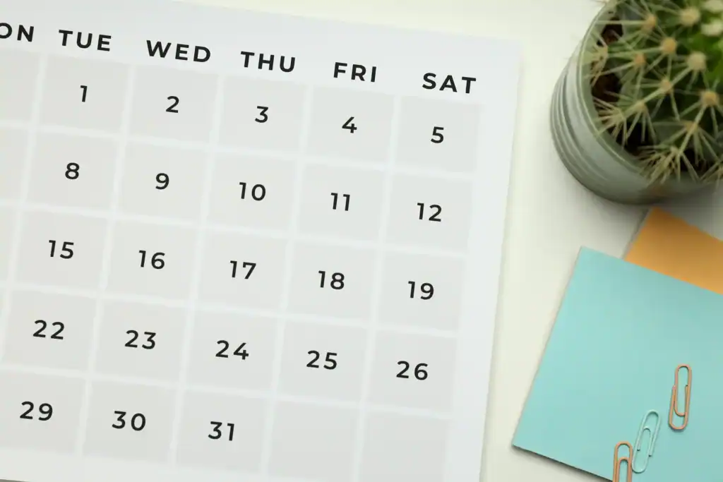 Monthly calendar representing choosing the best moving date with SDS Man and Van in Plymouth Devon