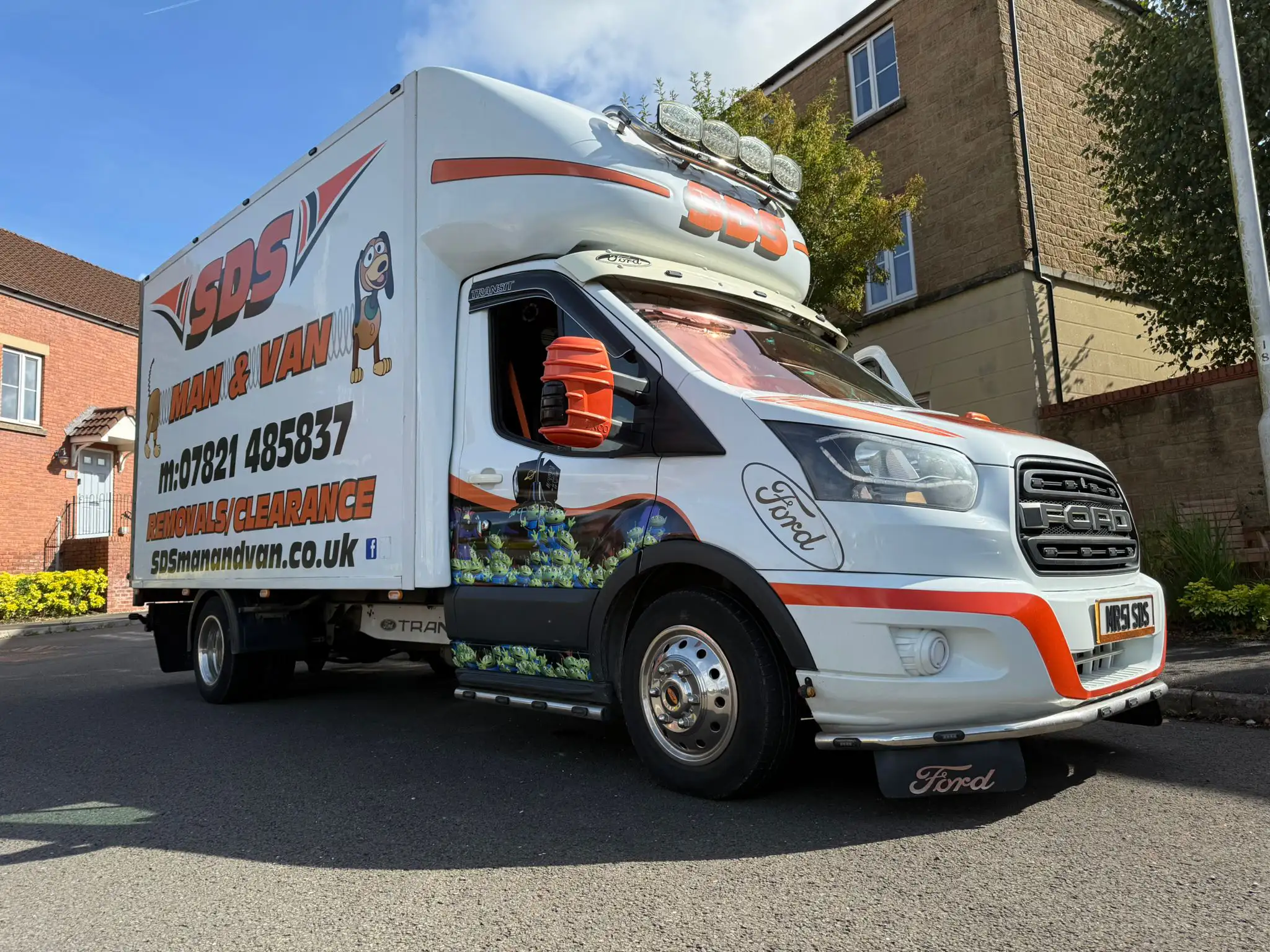 SDS Man and Van Plymouth vehicle during a house move to Wales