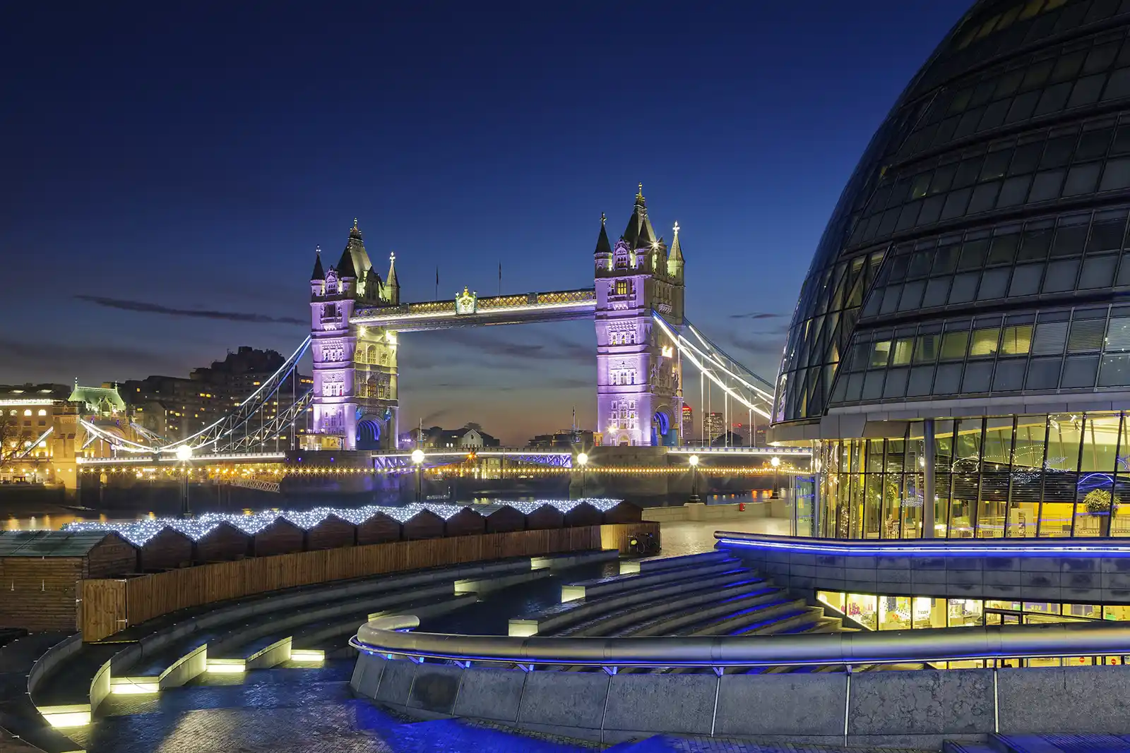 London skyline at night representing UK wide house removals from Plymouth with SDS Man and Van